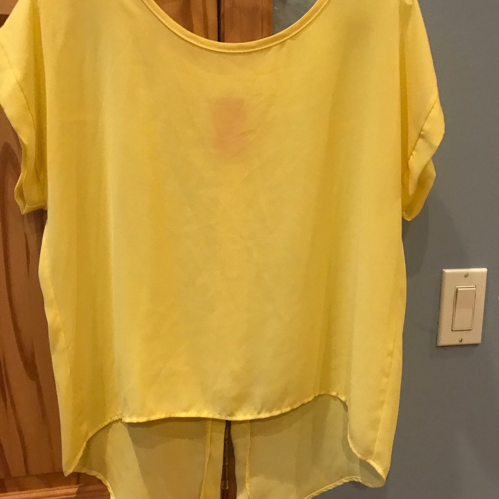 A’GACI Dress Shirt - Yellow. Size- Large